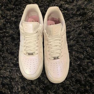 Nike Air Force 1 Reflective